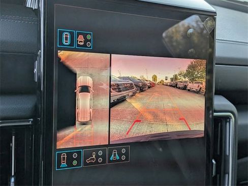 New 2026 GMC Yukon Denali w/ Sun & Power Step Package image 12