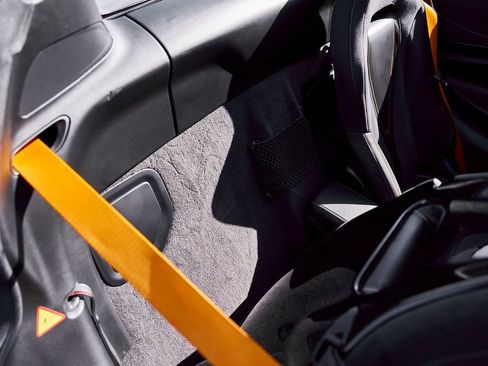 Used 2020 McLaren 720S Spider image 41