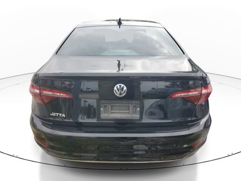 Used 2021 Volkswagen Jetta SE w/ SE Cold Weather Package FWD image 5