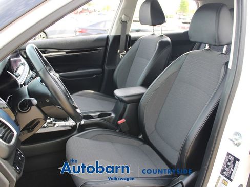Used 2023 Kia Seltos S w/ Navigation Package AWD/4WD image 7