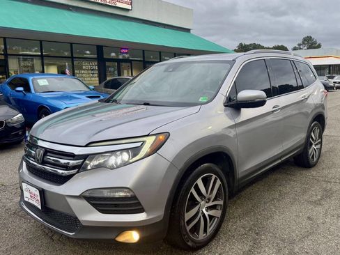 Used 2016 Honda Pilot Touring image 1
