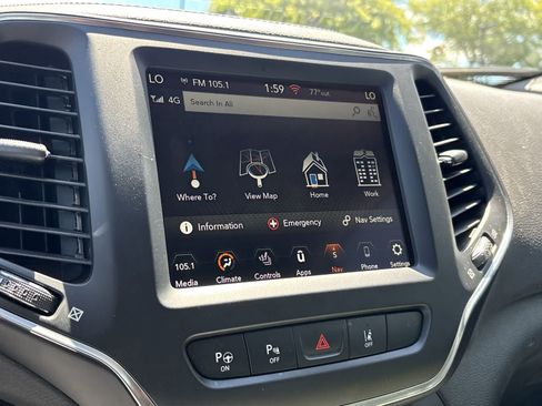 Certified 2023 Jeep Cherokee Altitude Lux AWD/4WD image 18