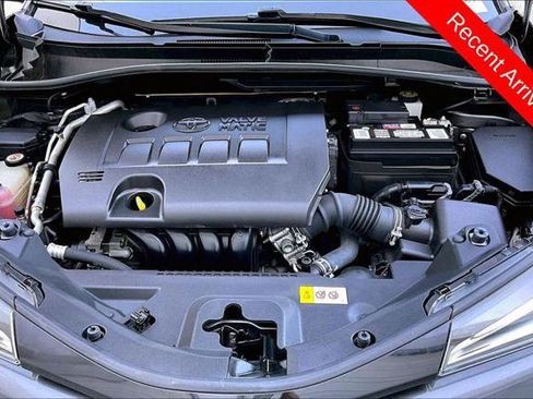 Certified 2019 Toyota C-HR LE FWD image 30