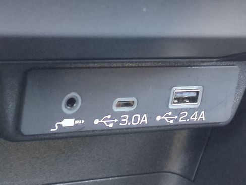 Certified 2025 Subaru Crosstrek 2.5i Limited image 28