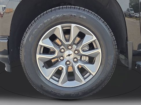 Used 2022 Chevrolet Silverado 1500 RST w/ Safety Package AWD/4WD image 8