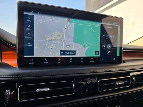 Used 2022 Lincoln Nautilus Reserve w/ Equipment Group 202A image 33