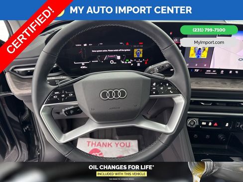 Used 2025 Audi Q5 Premium w/ Convenience Package image 14