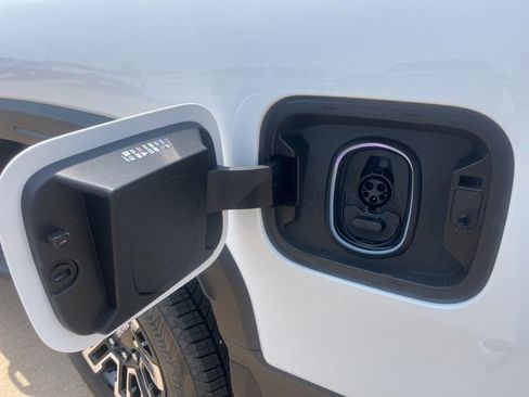 New 2026 GMC Sierra EV Elevation w/ Premium Package image 15