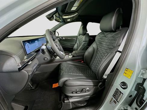 New 2026 Genesis GV80 3.5T e-SC image 16