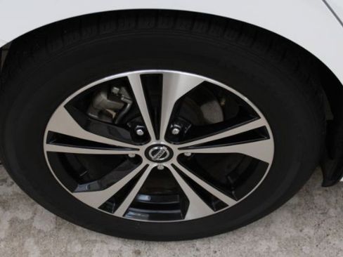 Used 2022 Nissan Sentra SV image 22