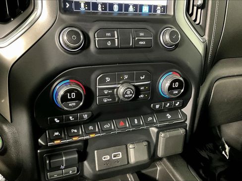 Used 2021 Chevrolet Silverado 1500 LTZ w/ Technology Package image 32