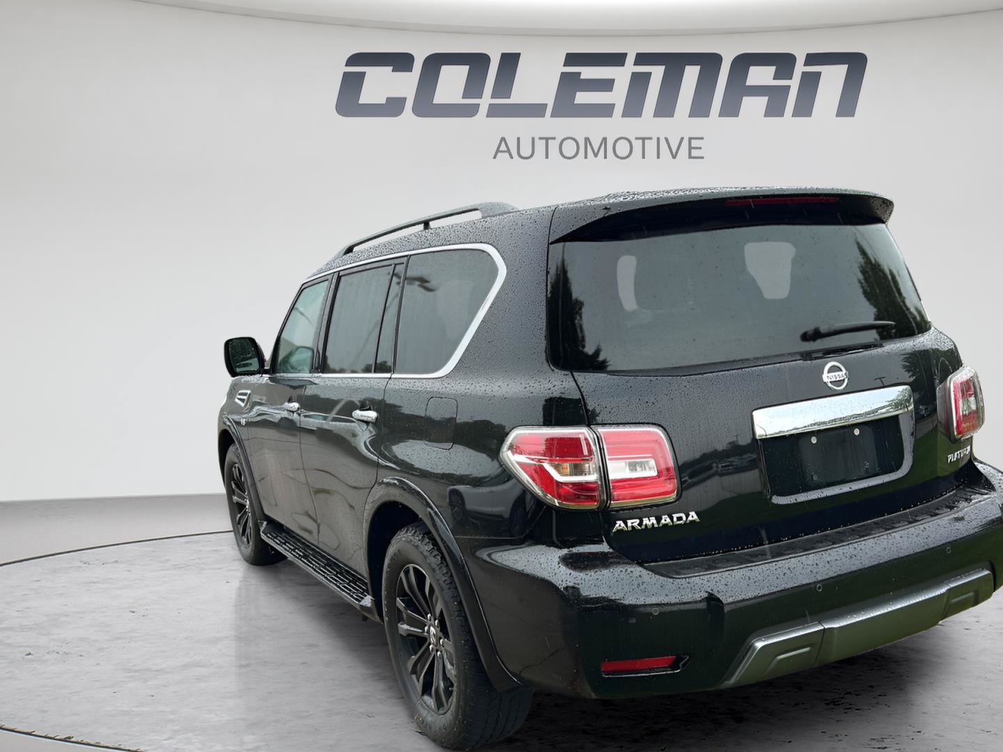 Used 2019 Nissan Armada Platinum w/ Captain's Chairs Package AWD/4WD image 4
