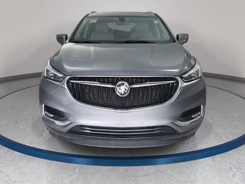 Used 2021 Buick Enclave Essence w/ Sound and Sites Package FWD image 2