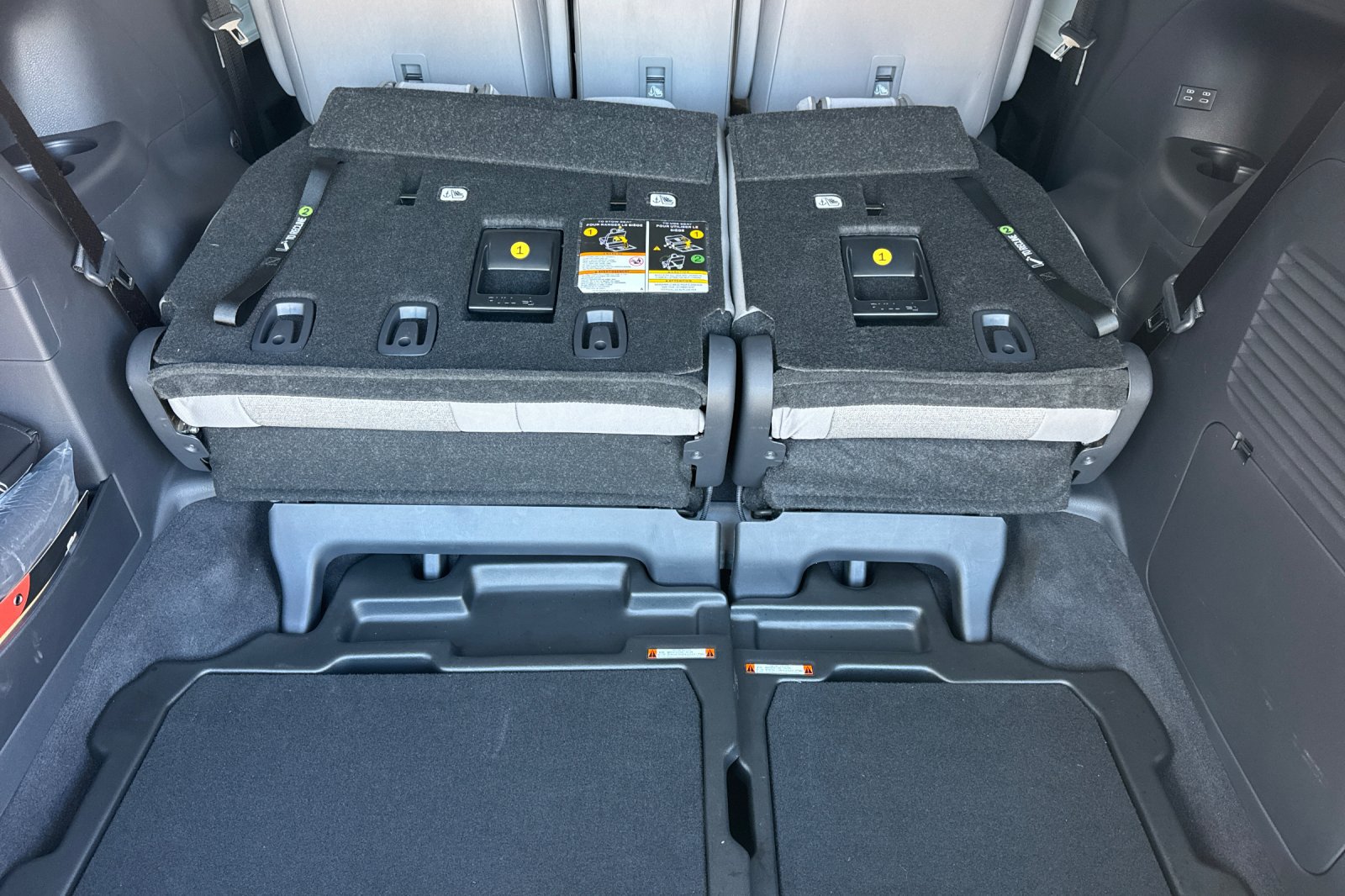 Certified 2026 Toyota Sienna LE FWD image 22