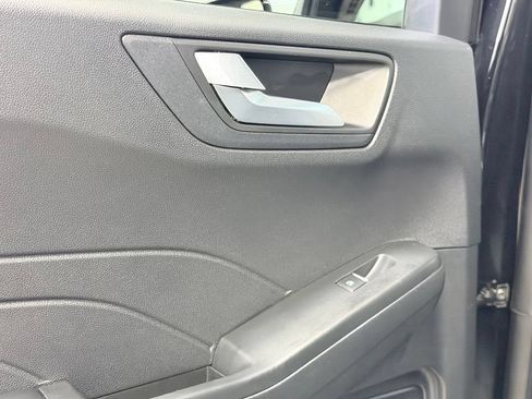 Used 2022 Ford Escape SEL w/ SEL Stealth AWD Package image 18