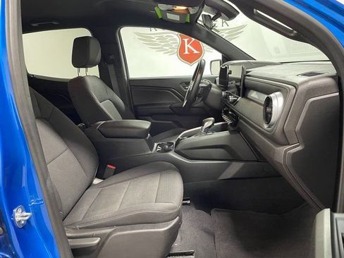 Used 2023 Chevrolet Colorado LT w/ LT Convenience Package AWD/4WD image 22