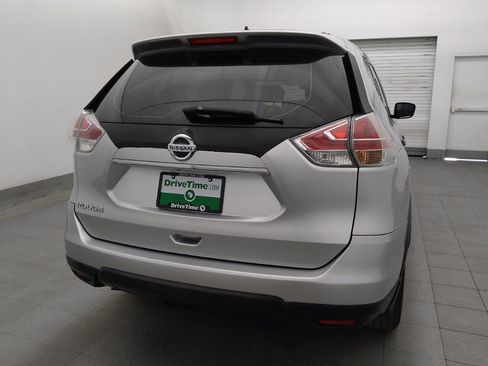 Used 2016 Nissan Rogue S FWD image 7