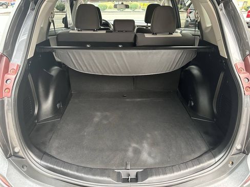 Used 2014 Toyota RAV4 XLE AWD/4WD image 23