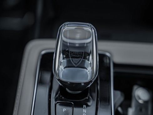 New 2026 Volvo XC90 B6 Plus w/ Protection Package Premier image 25