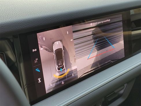 New 2026 Porsche Cayenne Coupe image 31