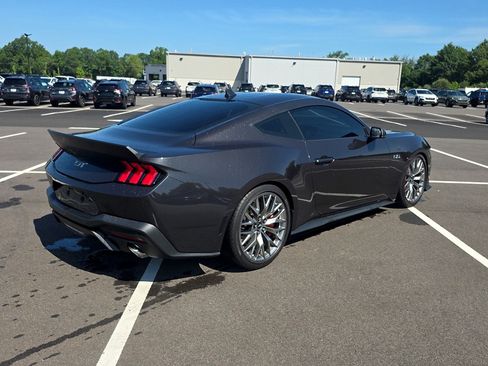Used 2024 Ford Mustang GT Premium RWD image 5