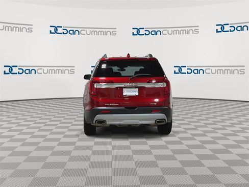 Used 2023 GMC Acadia SLT image 7