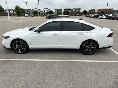 Used 2026 Honda Accord Sport image 2