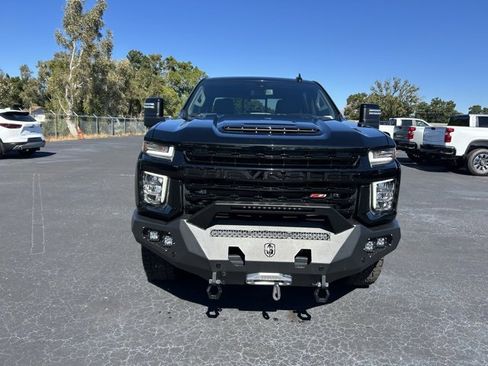 Used 2022 Chevrolet Silverado 2500 LTZ w/ LTZ Plus Package image 2