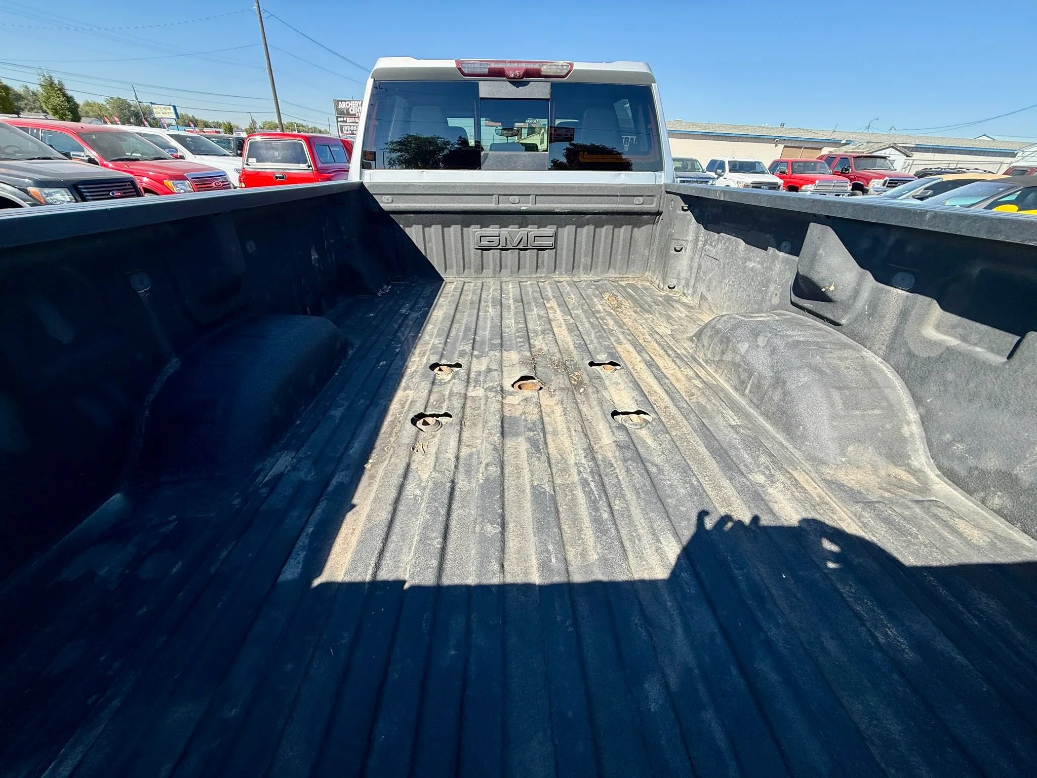 Used 2020 GMC Sierra 3500 SLT w/ Technology Package AWD/4WD image 15