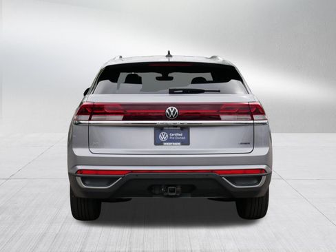Certified 2026 Volkswagen Atlas Cross Sport SE AWD/4WD image 6