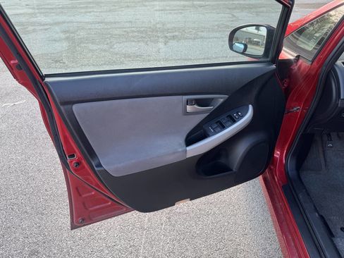 Used 2012 Toyota Prius Two image 17