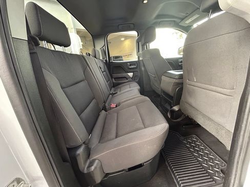 Used 2019 Chevrolet Silverado 1500 LT AWD/4WD image 31