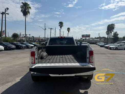 Used 2024 RAM 3500 Big Horn AWD/4WD image 17
