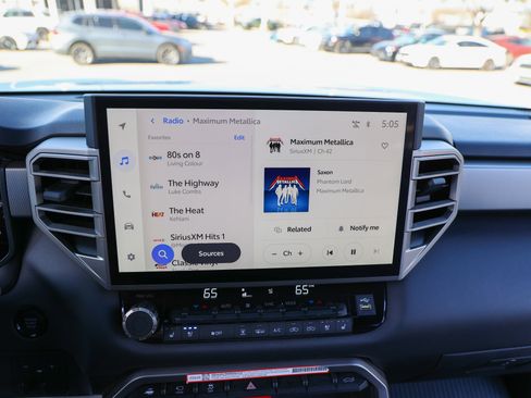 Used 2025 Toyota Tundra Limited image 23