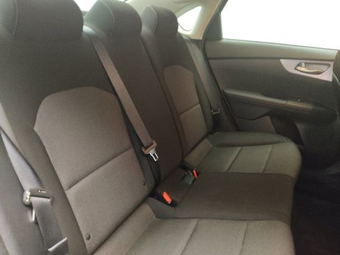 Used 2022 Kia Forte LXS image 19