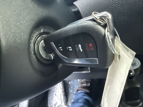 Certified 2024 Toyota Corolla LE image 33