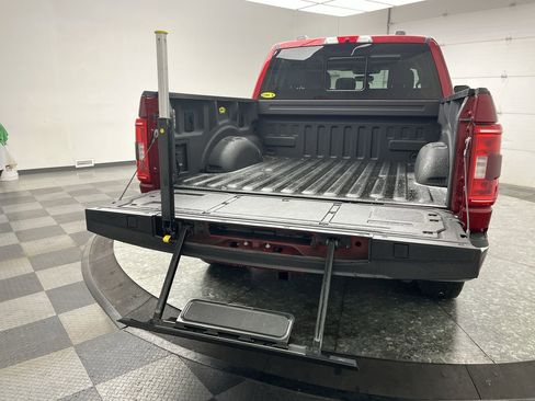 Used 2022 Ford F150 XLT w/ Equipment Group 302A High image 30