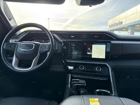 Used 2024 GMC Sierra 1500 Denali image 15