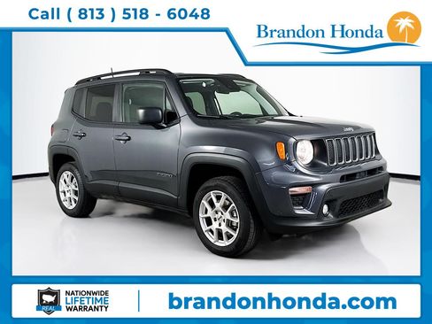 Used 2022 Jeep Renegade Latitude AWD/4WD image 1