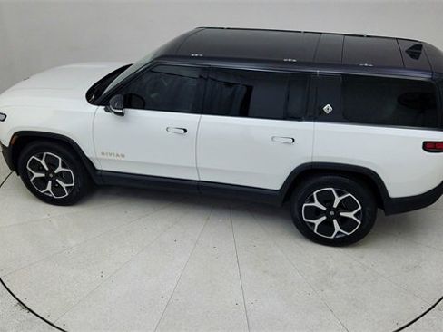 Used 2024 Rivian R1S Adventure image 81