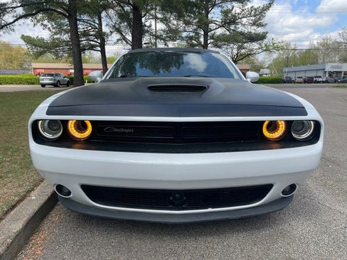 Used 2017 Dodge Challenger T/A image 8