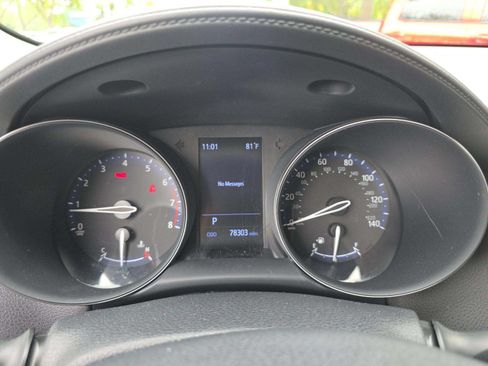 Used 2020 Toyota C-HR LE FWD image 7
