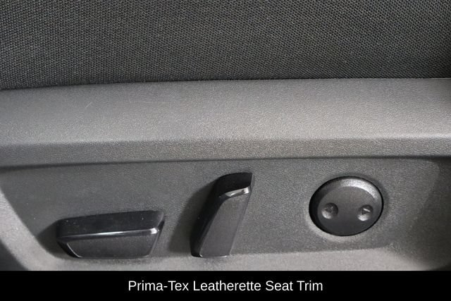 Used 2026 Nissan Rogue SV FWD image 23