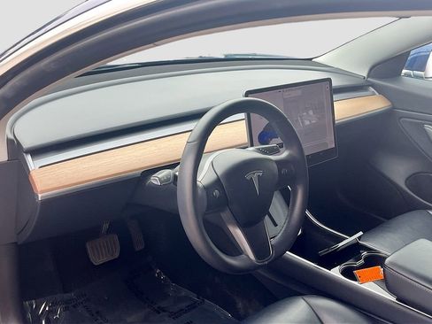 Used 2020 Tesla Model 3 Long Range AWD/4WD image 9