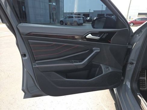 Used 2022 Volkswagen Jetta GLI Autobahn FWD image 10