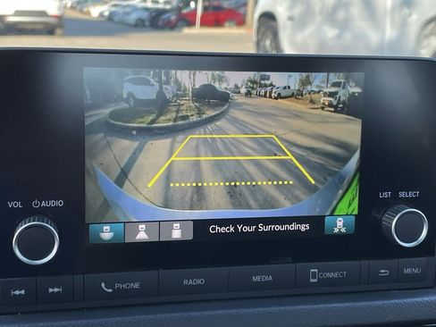 Used 2025 Honda Civic Sport image 19