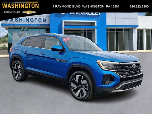 Used 2024 Volkswagen Atlas Cross Sport SE image 1