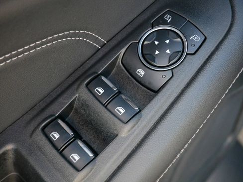 Certified 2024 Ford Edge Titanium image 10