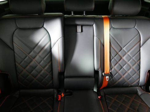 Used 2026 Genesis GV70 3.5T Sport Prestige AWD/4WD image 13