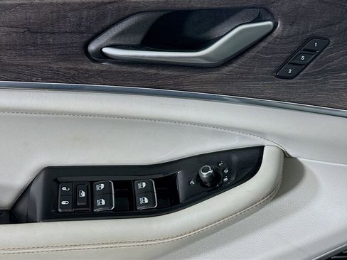 Used 2022 Jeep Grand Cherokee Overland image 25